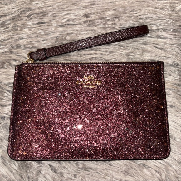 Coach Sparkling Clutch in Deep Burgundy With Pink Glitter Hearts - Picture 1 of 3